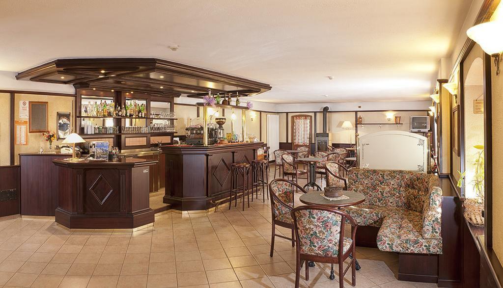Hotel Veneriaz ニュス エクステリア 写真