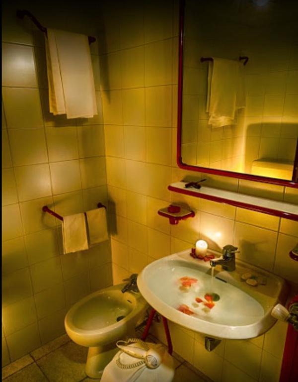 Hotel Veneriaz ニュス エクステリア 写真