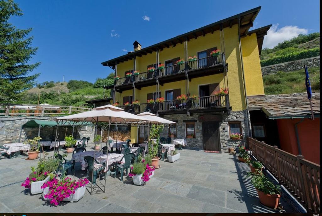 Hotel Veneriaz ニュス エクステリア 写真